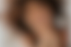 Ava, 41
